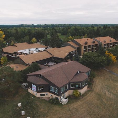 Elkhorn Resort, Spa, And Conference Centre Wasagaming Eksteriør billede