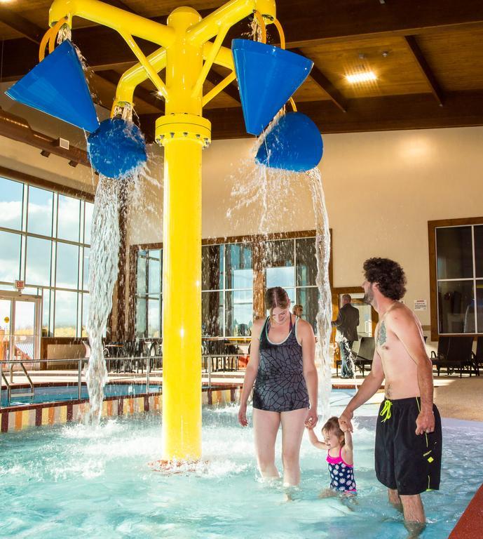 Elkhorn Resort, Spa, And Conference Centre Wasagaming Eksteriør billede