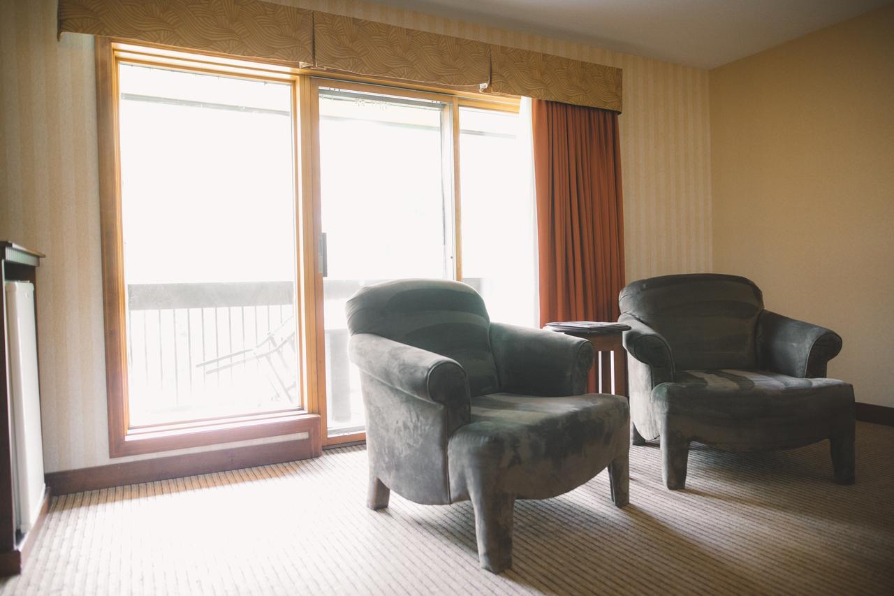 Elkhorn Resort, Spa, And Conference Centre Wasagaming Eksteriør billede