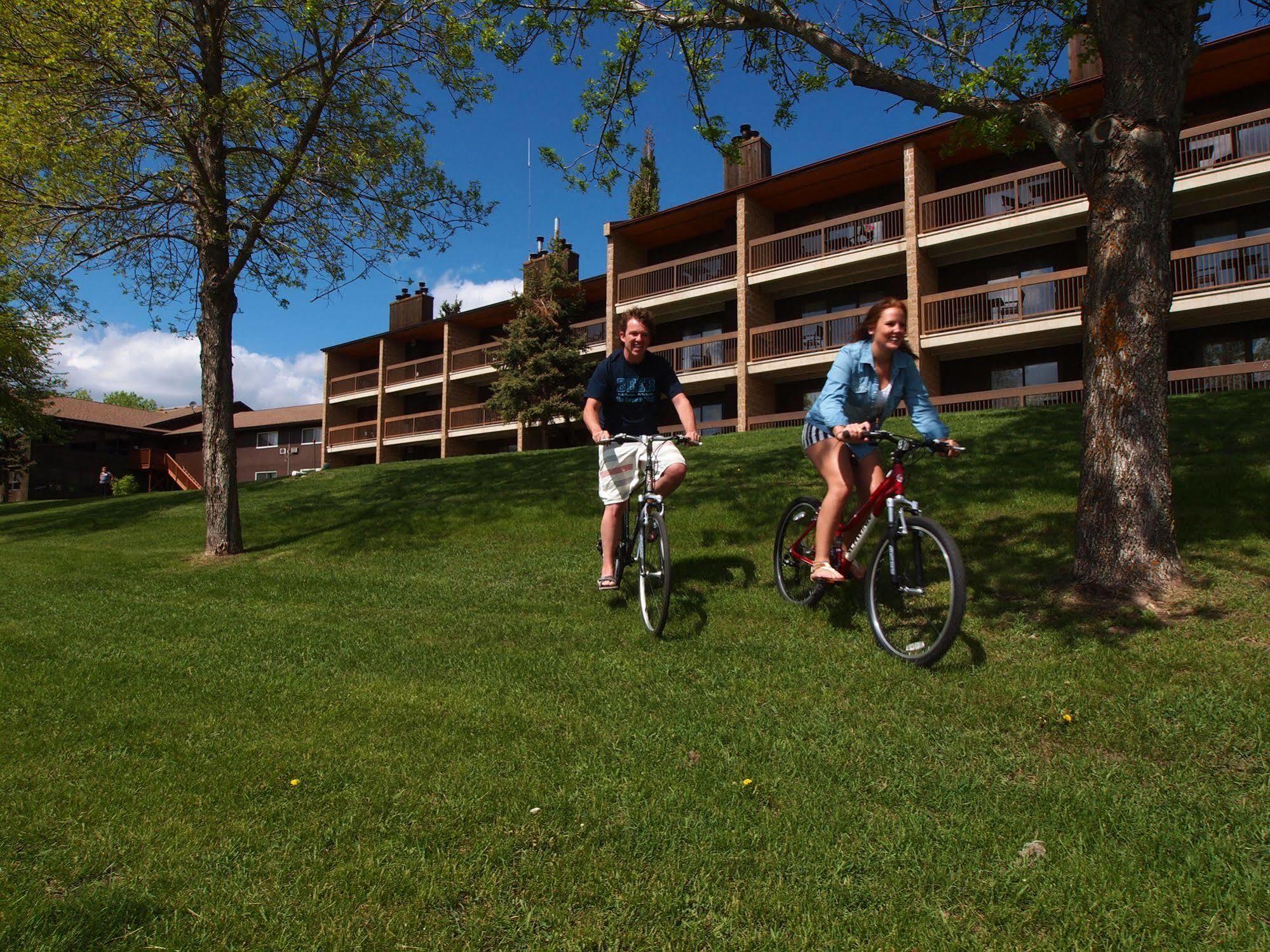 Elkhorn Resort, Spa, And Conference Centre Wasagaming Eksteriør billede
