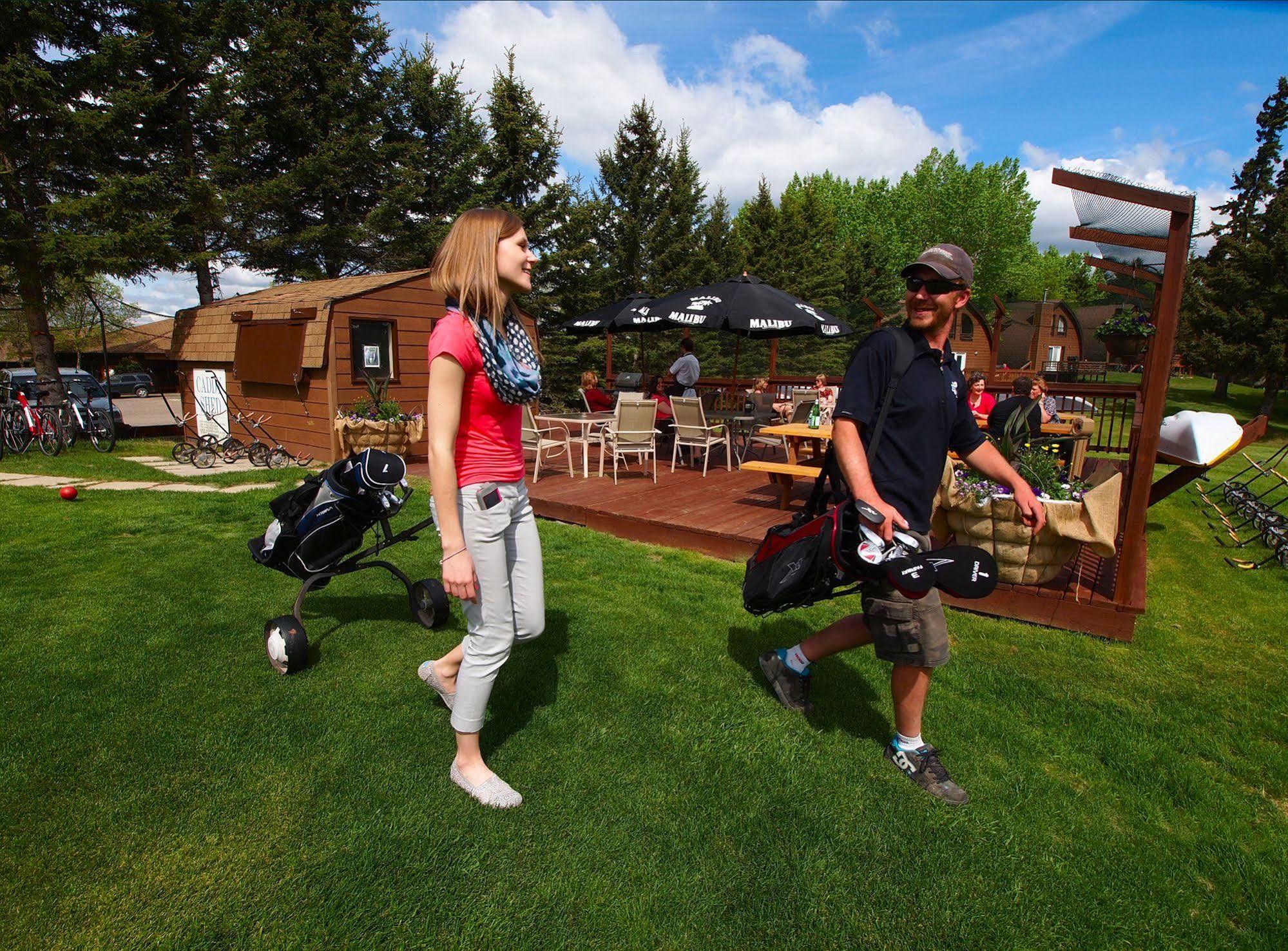 Elkhorn Resort, Spa, And Conference Centre Wasagaming Eksteriør billede