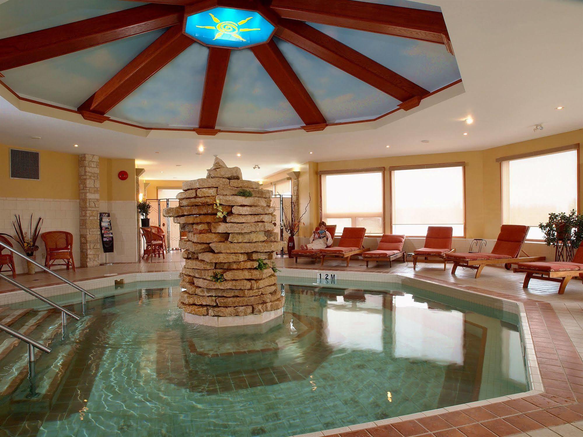 Elkhorn Resort, Spa, And Conference Centre Wasagaming Eksteriør billede